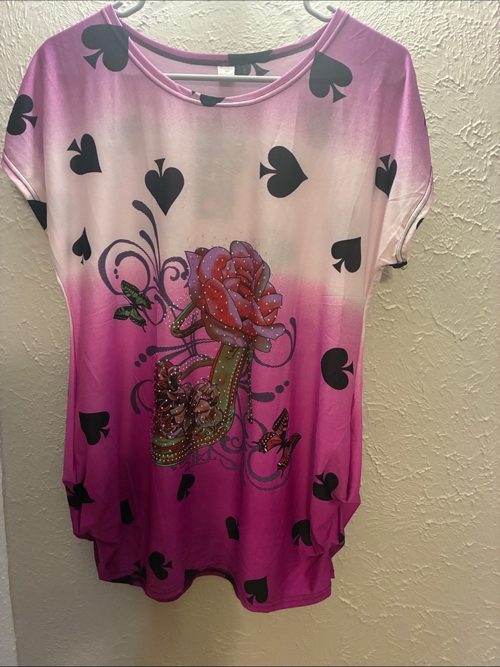 Women’s Pink Ombre Floral Heart-Print Short Sleeve Tee